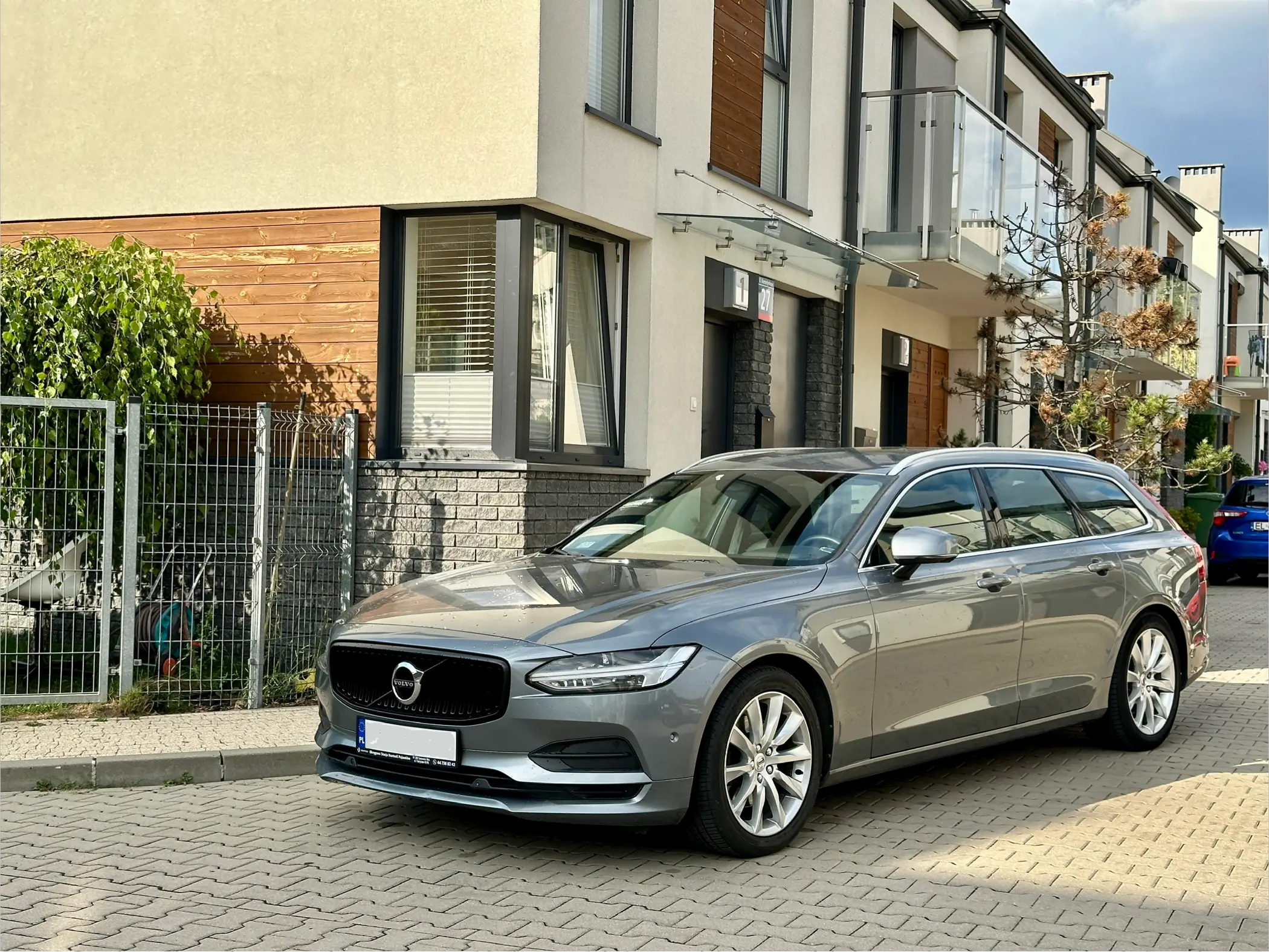 Volvo V90